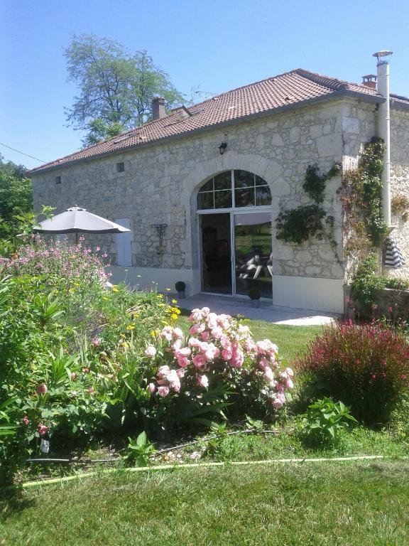 Chambres D'Hotes Domaine De La Rose Des Vents Castelnau-sur-lʼAuvignon Стая снимка