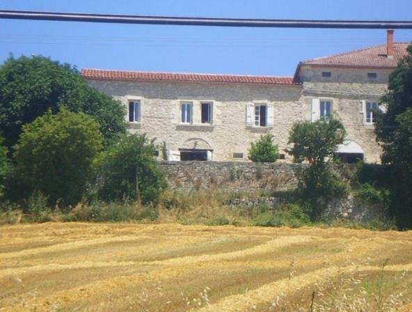 Chambres D'Hotes Domaine De La Rose Des Vents Castelnau-sur-lʼAuvignon Екстериор снимка